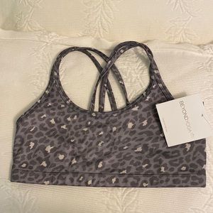 Beyond Yoga Lux Sports Bra in Gray Leopard